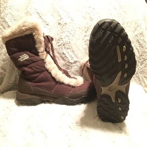 Women's Down Pac Boots - The North Face - size 8